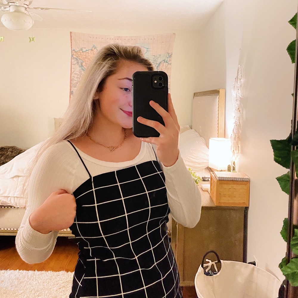☼ black & white bodycon dress - Picture 4 of 8